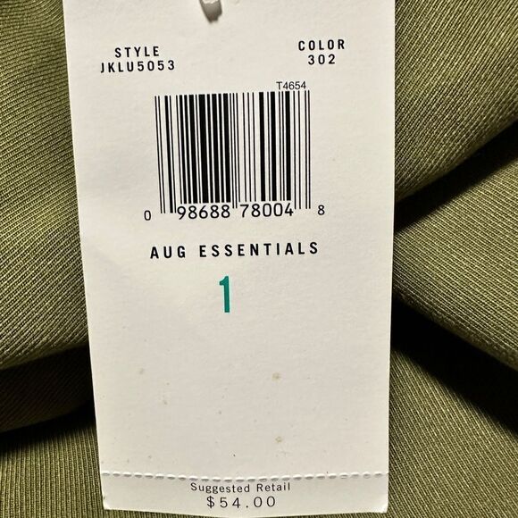 JH Collectibles button down shirt. Size 1X. NWT - Picture 8 of 8